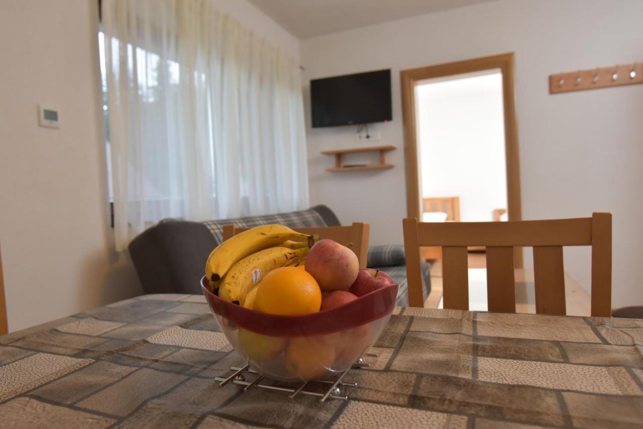 Apartments Villa Deja Яхорина Экстерьер фото
