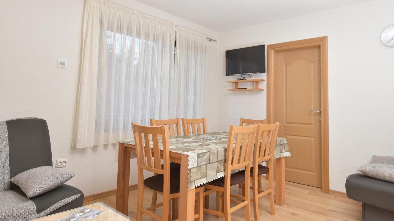 Apartments Villa Deja Яхорина Экстерьер фото