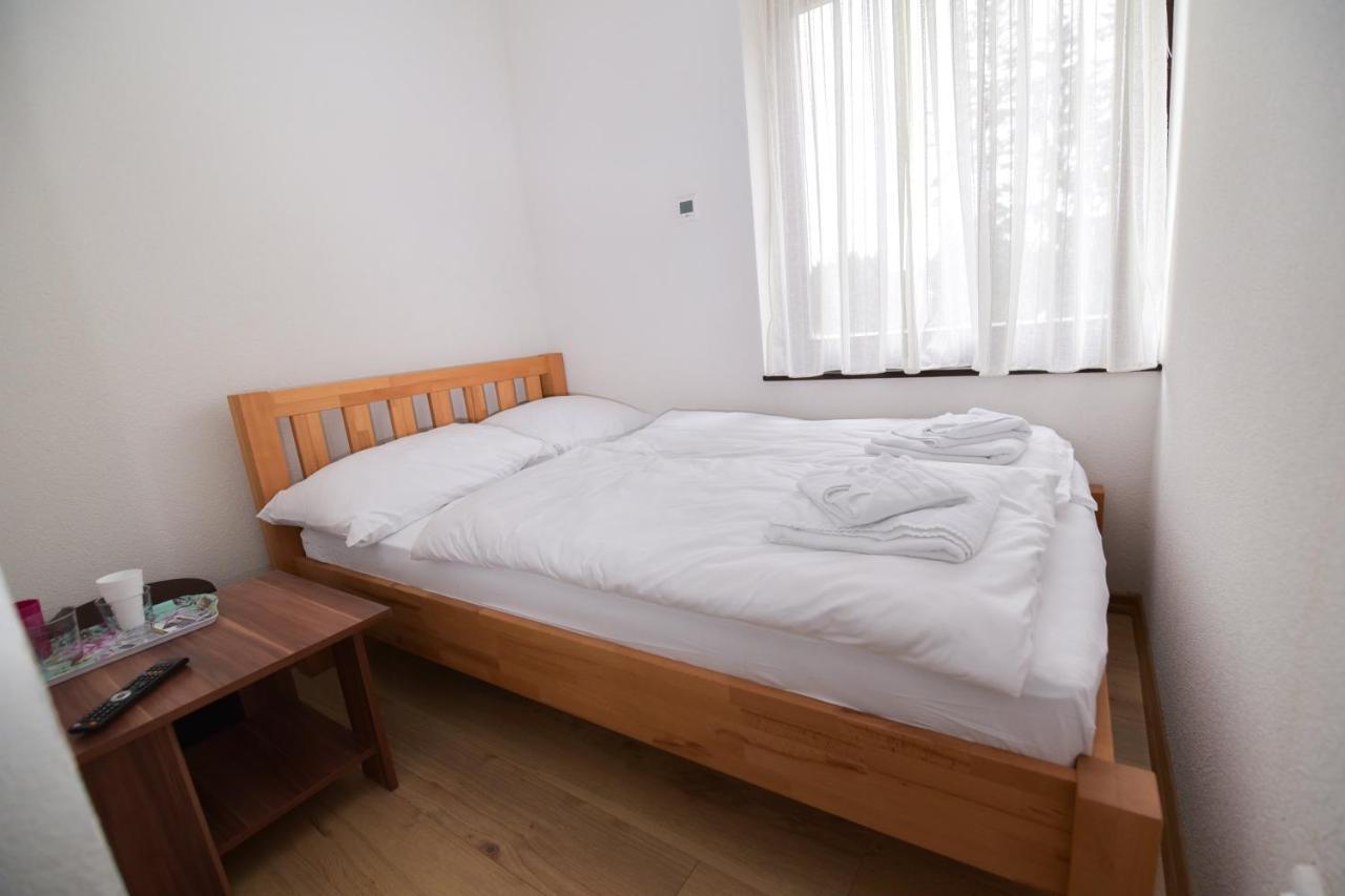 Apartments Villa Deja Яхорина Экстерьер фото