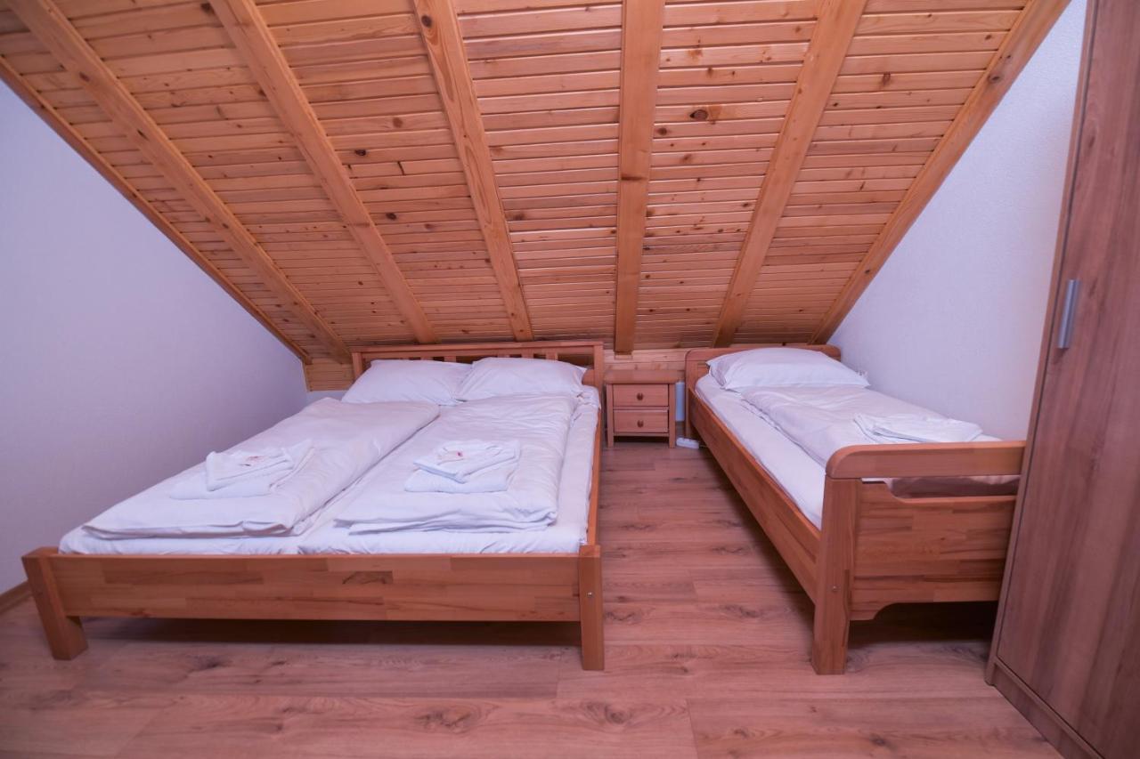 Apartments Villa Deja Яхорина Экстерьер фото